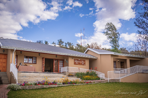 Resthaven Guesthouse Outside View of Conference Room